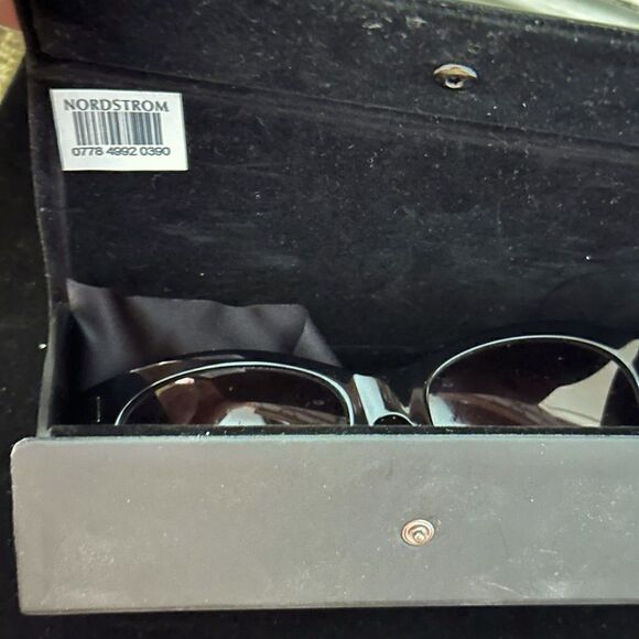Marc by Marc Jacobs Black with gray lenses NWOT - Picture 8 of 9